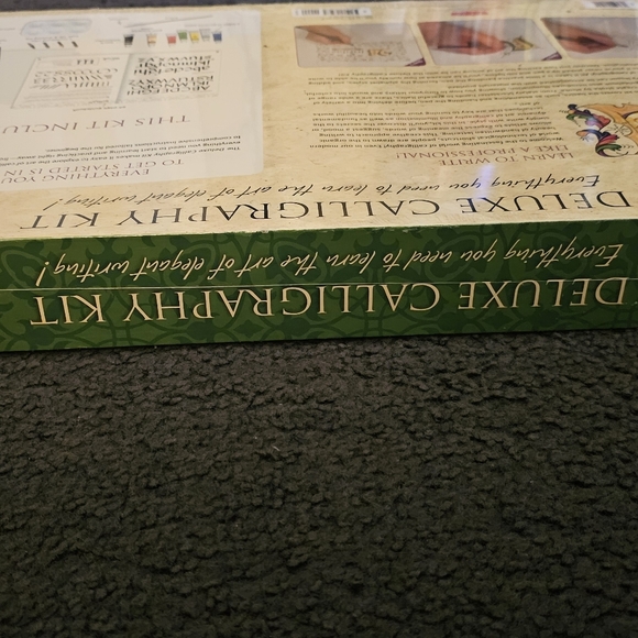 The Art of Calligraphy Deluxe Calligraphy Kit - Picture 5 of 6